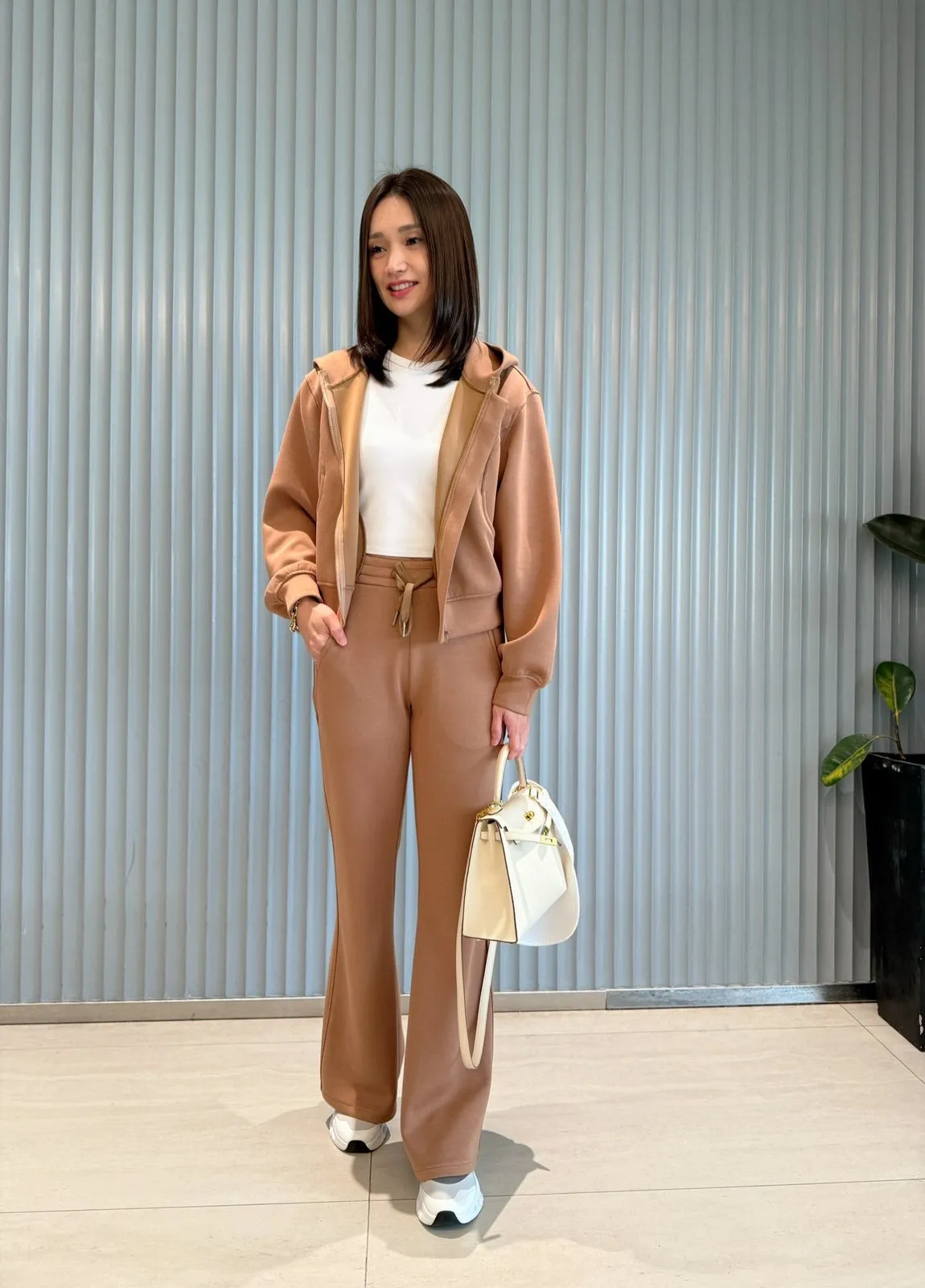 Aki Pants in Brown