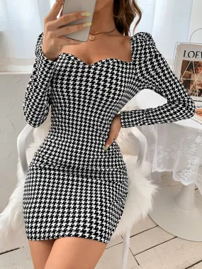 Houndstooth Long Sleeve Sweetheart Pencil Natural Mini Dress