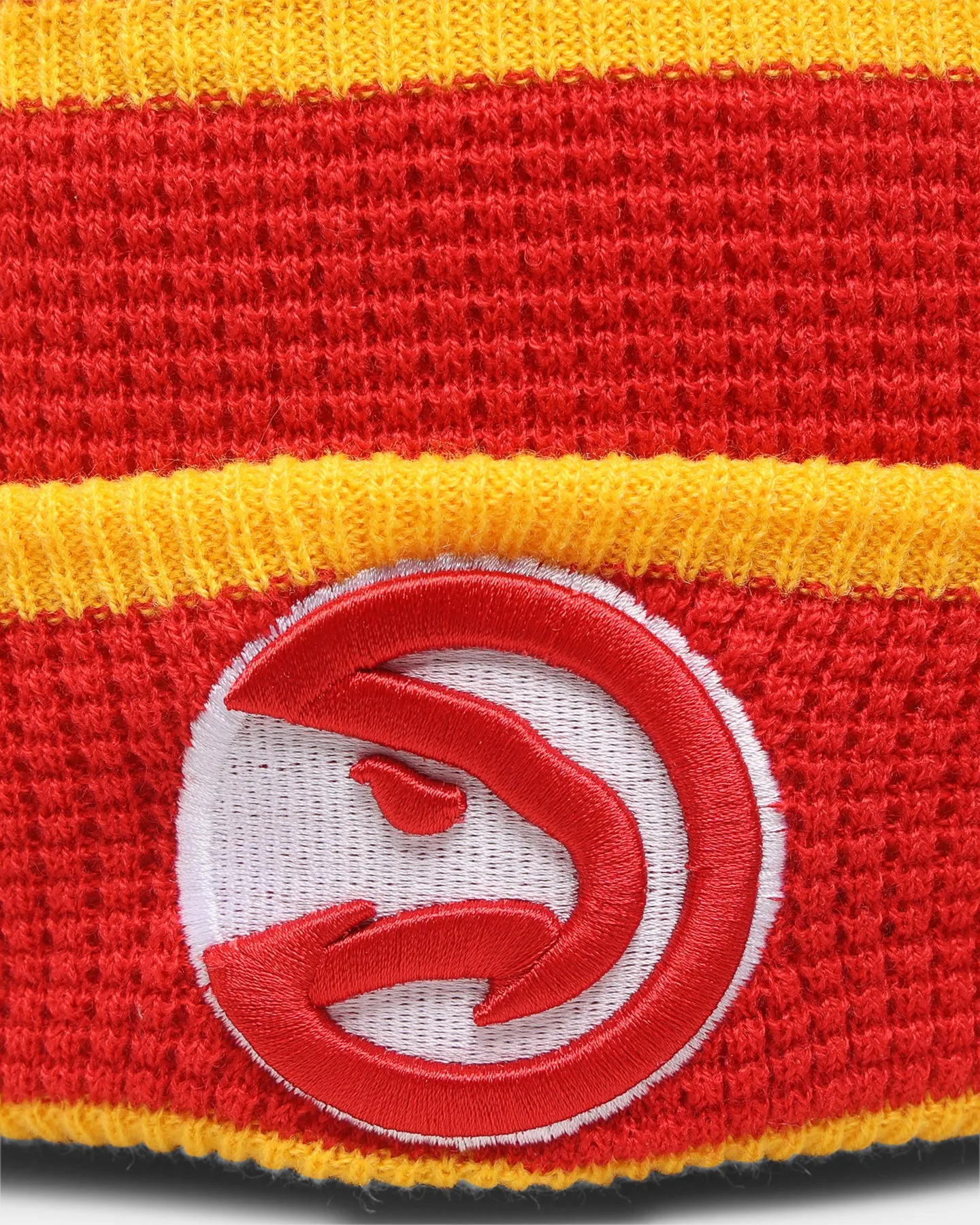 New Era Atlanta Hawks Pom Waffle Knit Beanie Original Team Colours