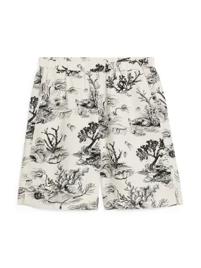 Printed pull-on shorts